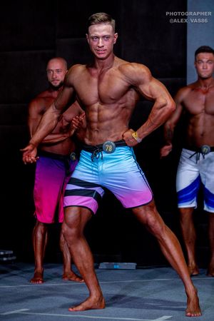 MEN'S PHYSIQUE-НОВИЧКИ